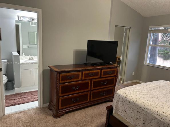 311 SW 120th Ave 311, Pembroke Pines FL 33025