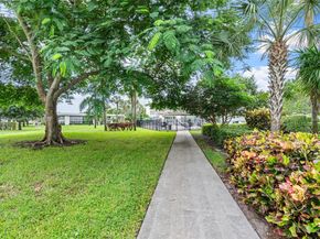 2802 Victoria Way K4, Coconut Creek FL 33066