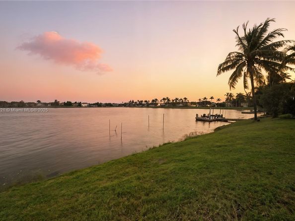 13048 SW 136th Ter, Miami FL 33186