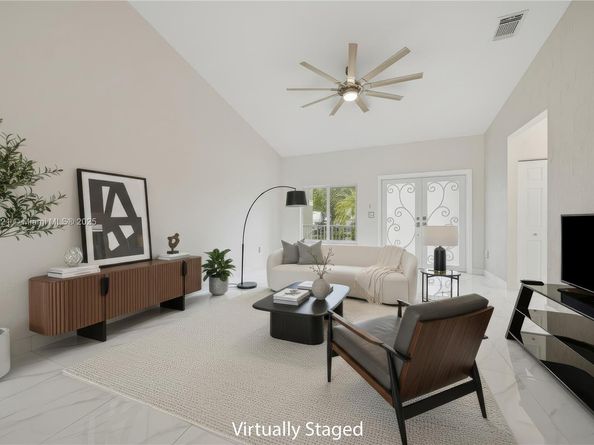 13048 SW 136th Ter, Miami FL 33186