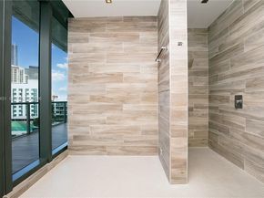 201 SW 17th Rd 303, Miami FL 33129