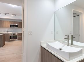 201 SW 17th Rd 303, Miami FL 33129