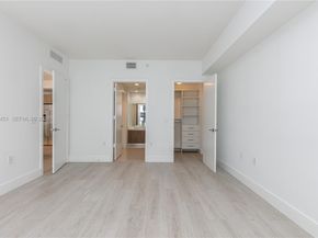 201 SW 17th Rd 303, Miami FL 33129