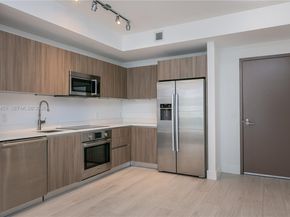 201 SW 17th Rd 303, Miami FL 33129