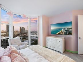 300 S Pointe Dr 1505, Miami Beach FL 33139