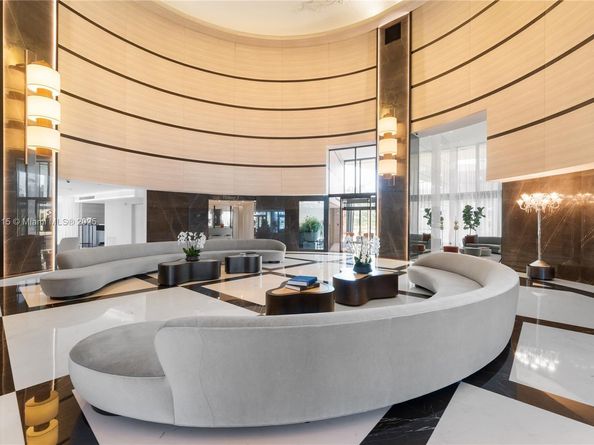 300 S Pointe Dr 1505, Miami Beach FL 33139