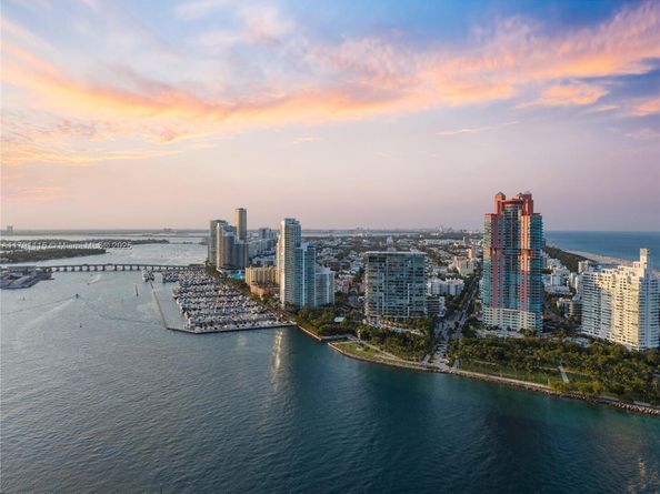 300 S Pointe Dr 1505, Miami Beach FL 33139