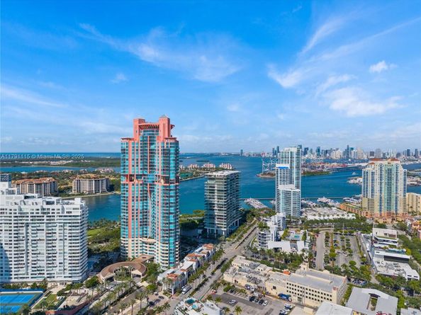 300 S Pointe Dr 1505, Miami Beach FL 33139