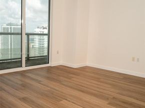 50 Biscayne Blvd 4111, Miami FL 33132