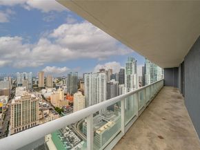 50 Biscayne Blvd 4111, Miami FL 33132