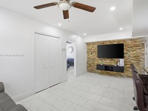 4260 NW 169th Ter, Miami Gardens FL 33055