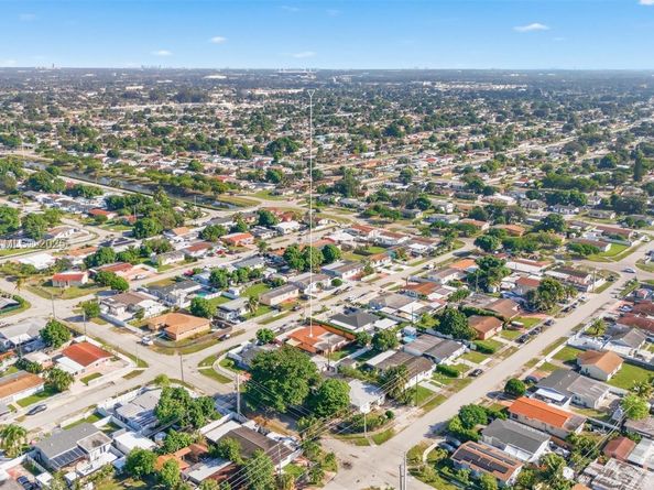 4260 NW 169th Ter, Miami Gardens FL 33055