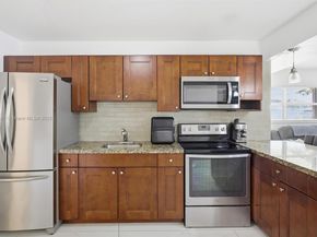 4260 NW 169th Ter, Miami Gardens FL 33055