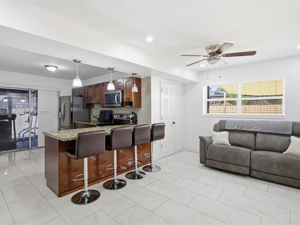 4260 NW 169th Ter, Miami Gardens FL 33055