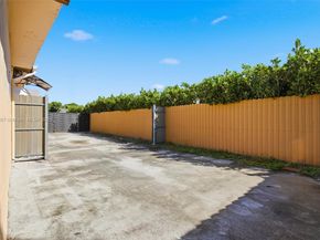 4260 NW 169th Ter, Miami Gardens FL 33055