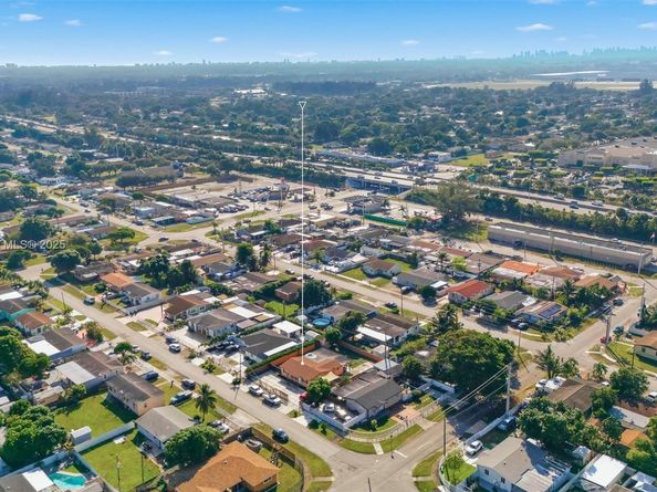 4260 NW 169th Ter, Miami Gardens FL 33055