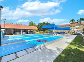300 S Hollybrook Dr 105, Pembroke Pines FL 33025