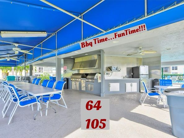 300 S Hollybrook Dr 105, Pembroke Pines FL 33025