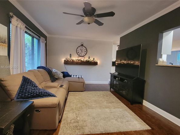 11061 NW 21st St, Coral Springs FL 33071
