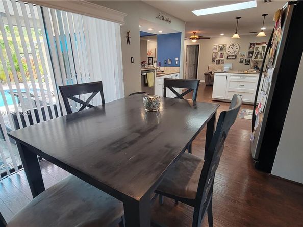11061 NW 21st St, Coral Springs FL 33071