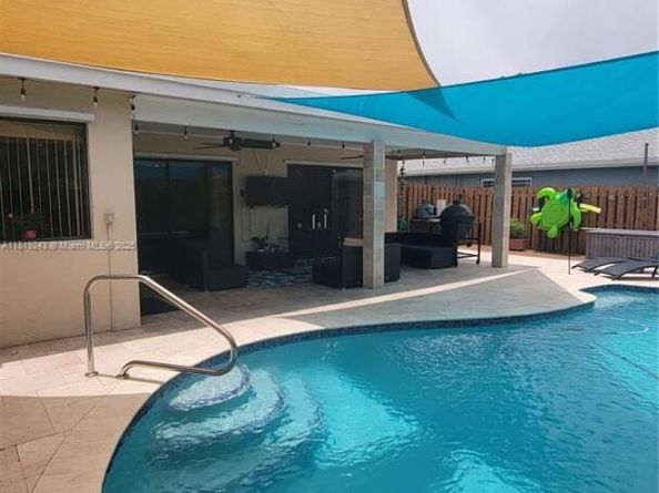 11061 NW 21st St, Coral Springs FL 33071