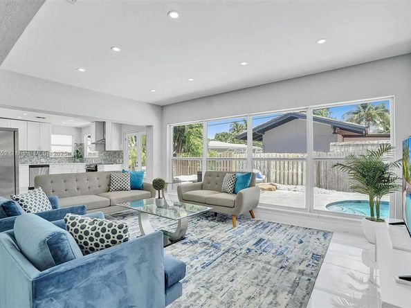 3421 Dover Rd, Pompano Beach FL 33062