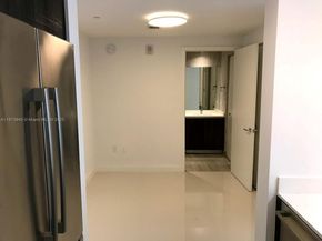 488 NE 18 3609, Miami FL 33132