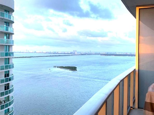 488 NE 18 3609, Miami FL 33132