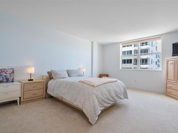 5001 Collins Ave 11F, Miami Beach FL 33140