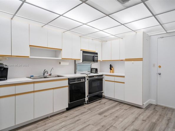 5001 Collins Ave 11F, Miami Beach FL 33140