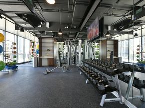 45 SW 9th St 3405, Miami FL 33130