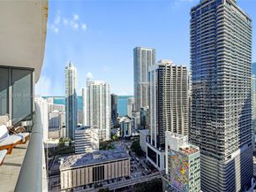 45 SW 9th St 3405, Miami FL 33130