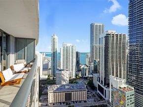 45 SW 9th St 3405, Miami FL 33130