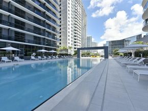 45 SW 9th St 3405, Miami FL 33130