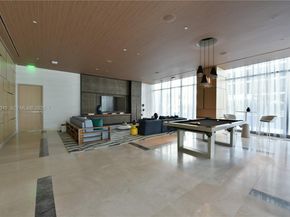 45 SW 9th St 3405, Miami FL 33130