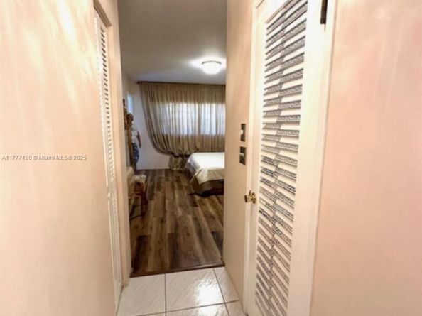 500 NE 14th Ave 204, Hallandale Beach FL 33009
