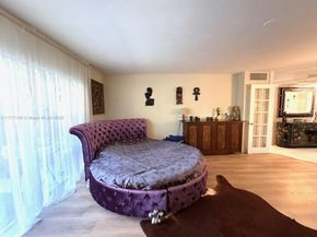 500 NE 14th Ave 204, Hallandale Beach FL 33009