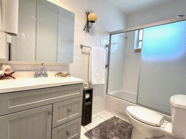 500 NE 14th Ave 204, Hallandale Beach FL 33009