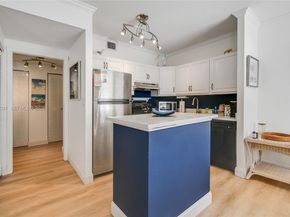 353 S Us Highway 1 B6, Jupiter FL 33477