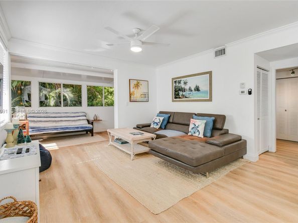 353 S Us Highway 1 B6, Jupiter FL 33477