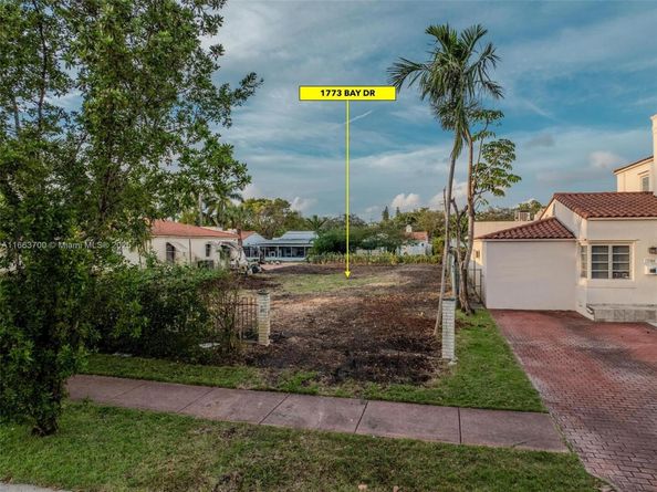 1785 Bay Dr, Miami Beach FL 33141