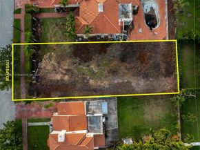 1785 Bay Dr, Miami Beach FL 33141