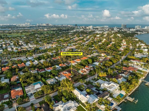 1785 Bay Dr, Miami Beach FL 33141