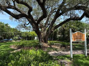 1433 Santa Cruz Ave, Coral Gables FL 33134