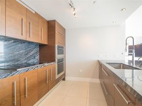 465 Brickell Ave 4301, Miami FL 33131