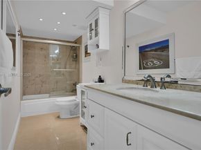 10275 Collins Ave 315, Bal Harbour FL 33154