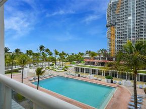 10275 Collins Ave 315, Bal Harbour FL 33154