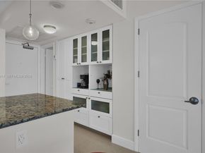 10275 Collins Ave 315, Bal Harbour FL 33154