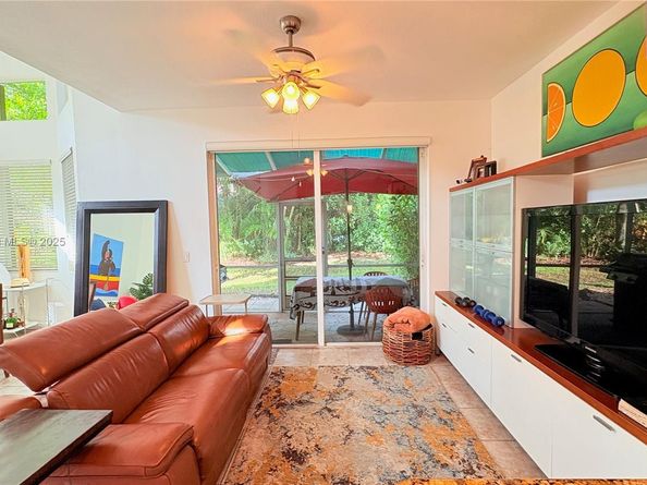 5729 NW 125th Ave, Coral Springs FL 33076