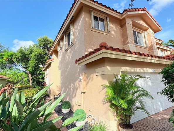 5729 NW 125th Ave, Coral Springs FL 33076